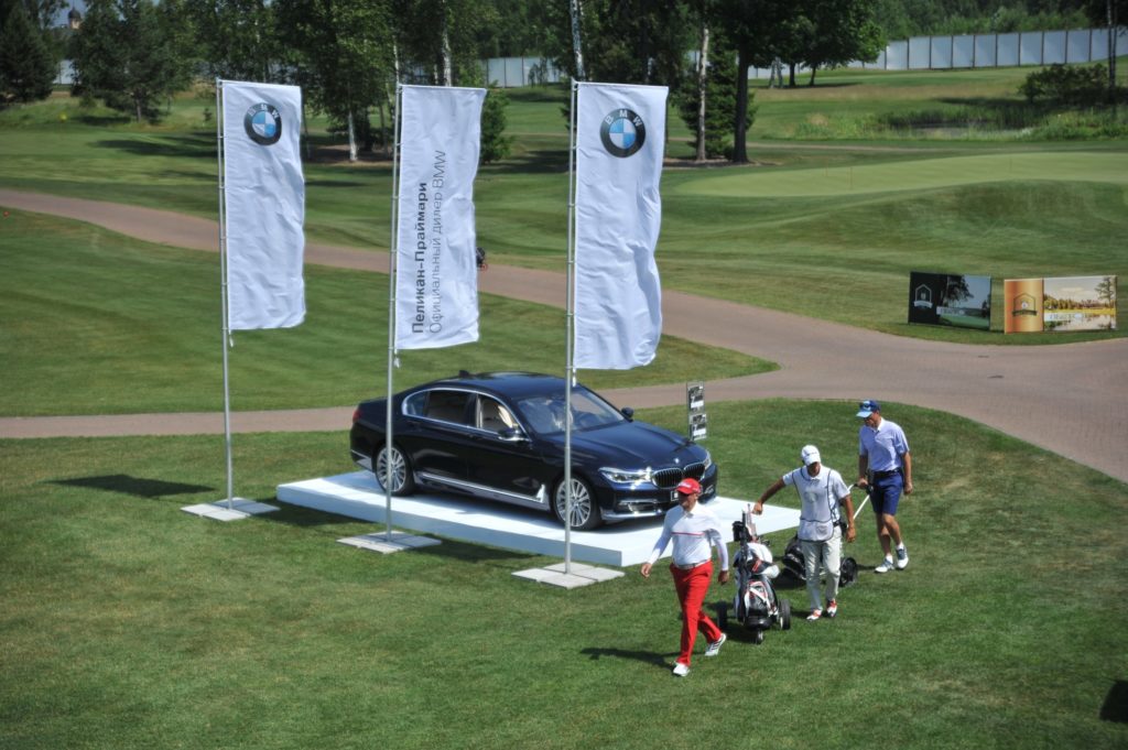 Экспонирование BMW 7 серии
